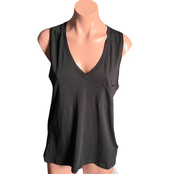 NWT MADEWELL Whisper Cotton V Neck Pocket Tank In True Black size M - Picture 4 of 9